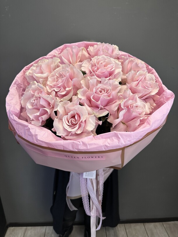 Моно французских роз, артикул F1389501 - 6612 рублей, доставка по городу. Flawery - доставка цветов