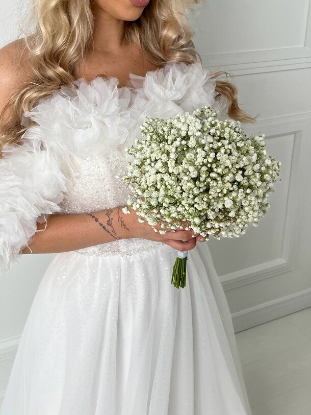Свадебный букет из гипсофилы, артикул F1301398 - 3000 рублей, доставка по городу. Flawery - доставка цветов