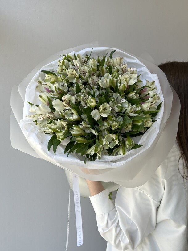 Букет "альстромерия"25, артикул F1415818 - 13900 рублей, доставка по городу. Flawery - доставка цветов