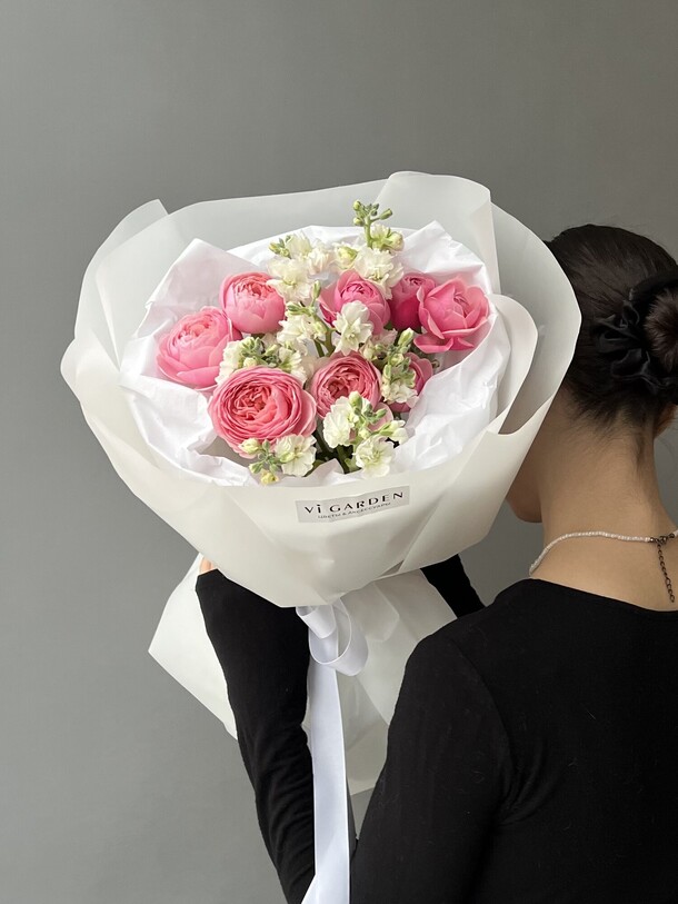 Букет «сильва-маттиола» размер s, артикул F1432487 - 3800 рублей, доставка по городу. Flawery - доставка цветов