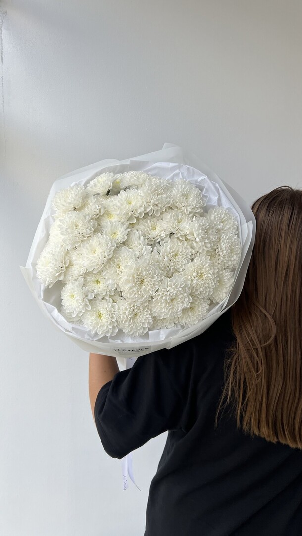 Букет «моно хризантем», 11шт, артикул F1441674 - 7100 рублей, доставка по городу. Flawery - доставка цветов