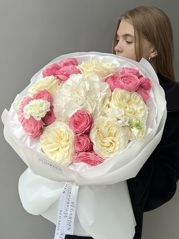 Букет «сад любви» размер м, артикул F1450231 - 10950 рублей, доставка по городу. Flawery - доставка цветов