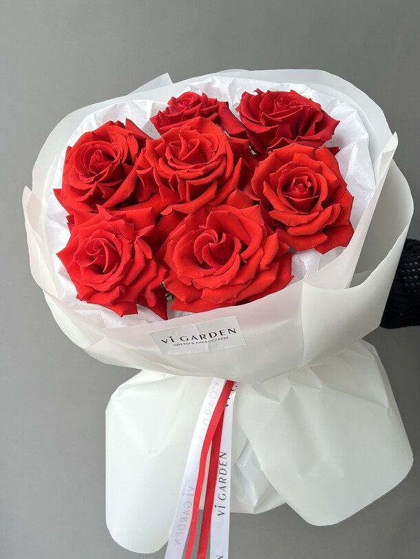 Роза «нина» 7шт, артикул F1451229 - 6000 рублей, доставка по городу. Flawery - доставка цветов