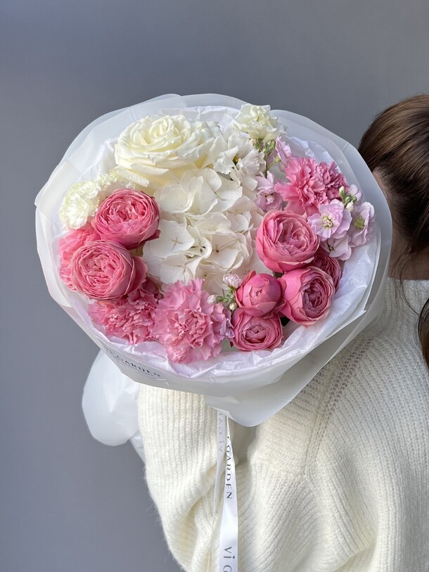 Букет «сад любви» размер м, артикул F1451619 - 7950 рублей, доставка по городу. Flawery - доставка цветов