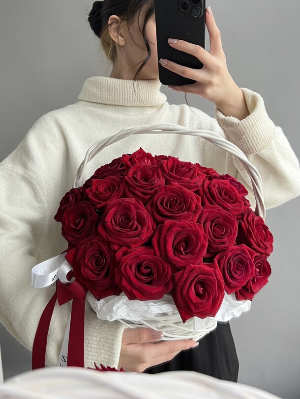 Корзина «ред наоми» 31, артикул F1452464 - 20000 рублей, доставка по городу. Flawery - доставка цветов