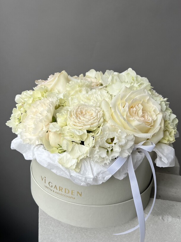 Garden box «солнечный сад» размер м, артикул F1453563 - 6500 рублей, доставка по городу. Flawery - доставка цветов