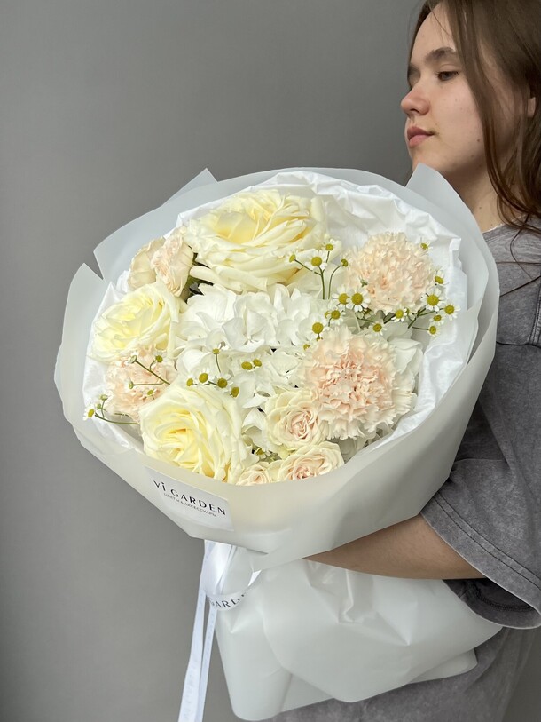 Букет «солнечный сад в », артикул F1457157 - 7400 рублей, доставка по городу. Flawery - доставка цветов