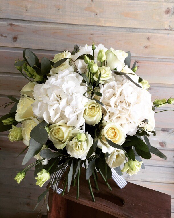 Облачко, артикул F13281 - 5900 рублей, доставка по городу. Flawery - доставка цветов