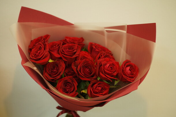 Mono 01, артикул F56613 - 2690 рублей, доставка по городу. Flawery - доставка цветов