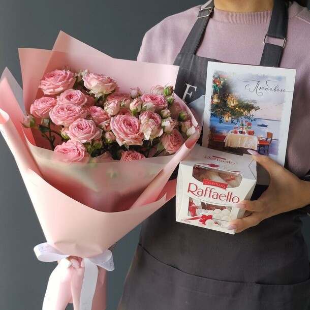 Подарочный набор + букет, артикул F1207115 - 4785 рублей, доставка по городу. Flawery - доставка цветов