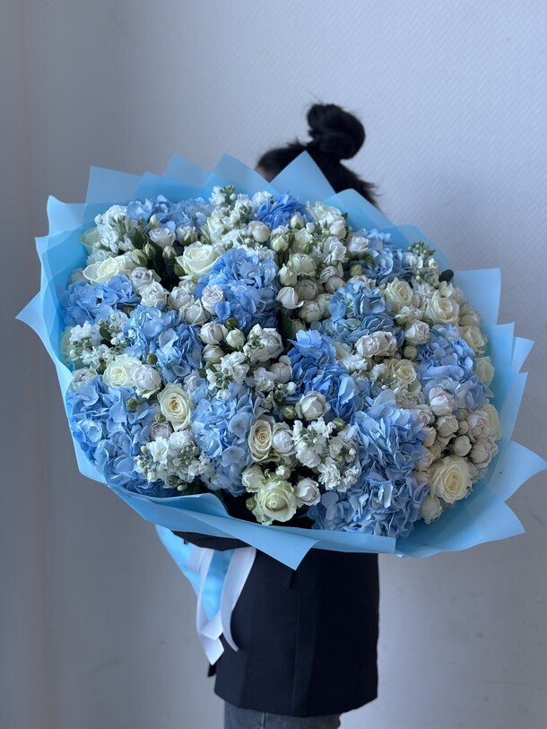 Букет аква xxl, артикул F1394988 - 31790 рублей, доставка по городу. Flawery - доставка цветов