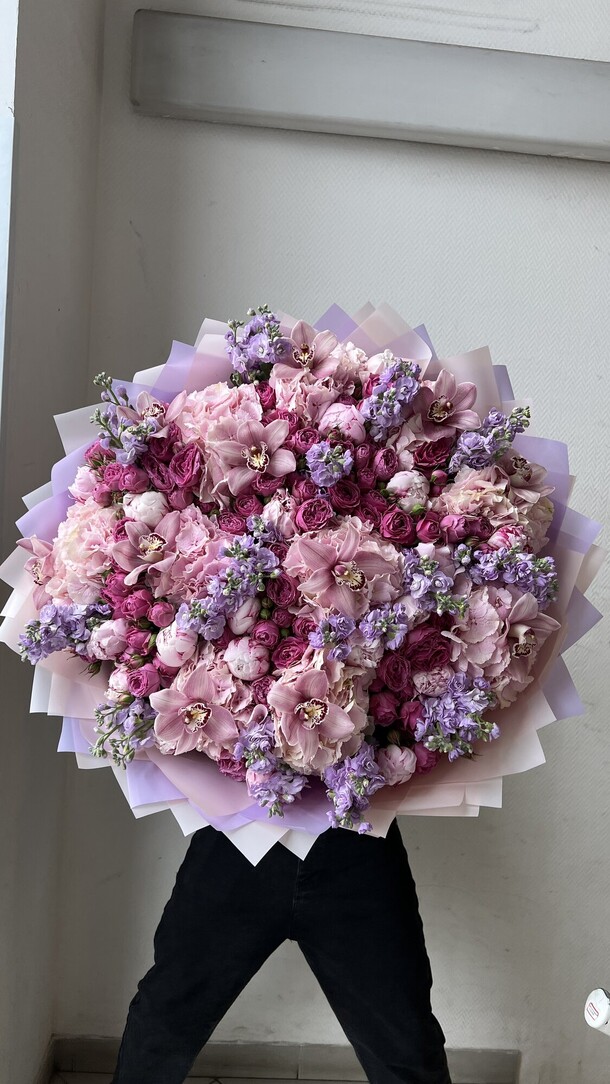 Букет монтедуро, артикул F1419932 - 43890 рублей, доставка по городу. Flawery - доставка цветов