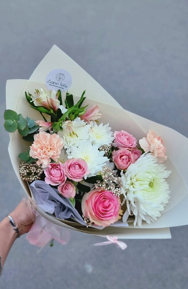 Венский микс, артикул F1244132 - 5800 рублей, доставка по городу. Flawery - доставка цветов