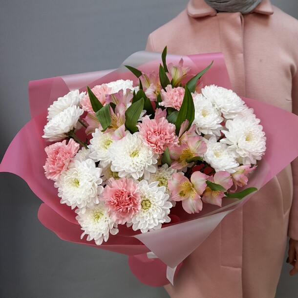 Красивый букет, артикул F1405214 - 4350 рублей, доставка по городу. Flawery - доставка цветов