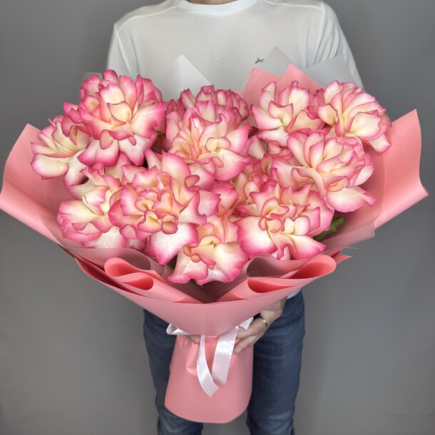 Букет из французских роз 😍, артикул F1396850 - 7591 рублей, доставка по городу. Flawery - доставка цветов