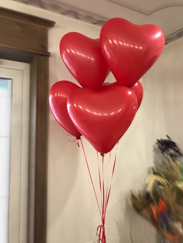 Шарики с гелием, артикул F1218728 - 980 рублей, доставка по городу. Flawery - доставка цветов