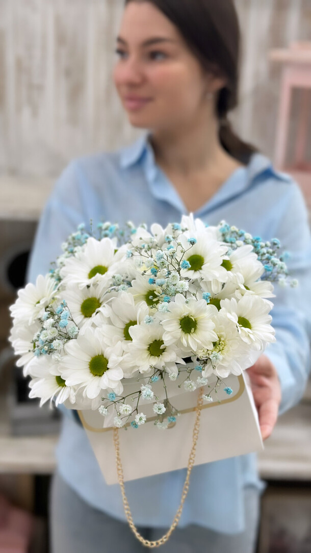 Воздушность, артикул F1206247 - 3881 рублей, доставка по городу. Flawery - доставка цветов