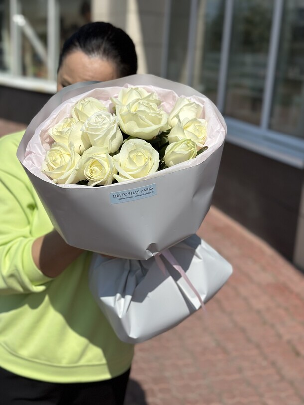 Love, артикул F1206262 - 9838 рублей, доставка по городу. Flawery - доставка цветов