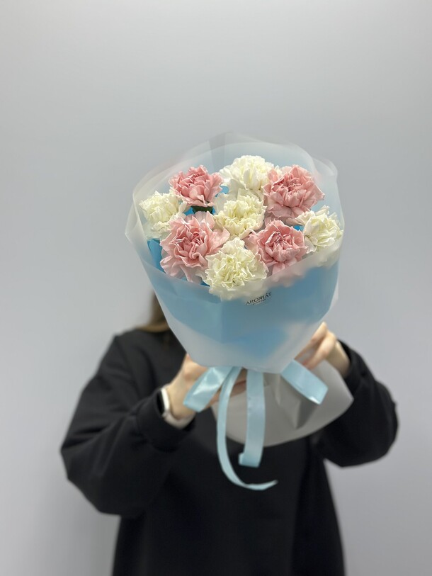 Букет из 9 диантусов, артикул F1395877 - 3410 рублей, доставка по городу. Flawery - доставка цветов