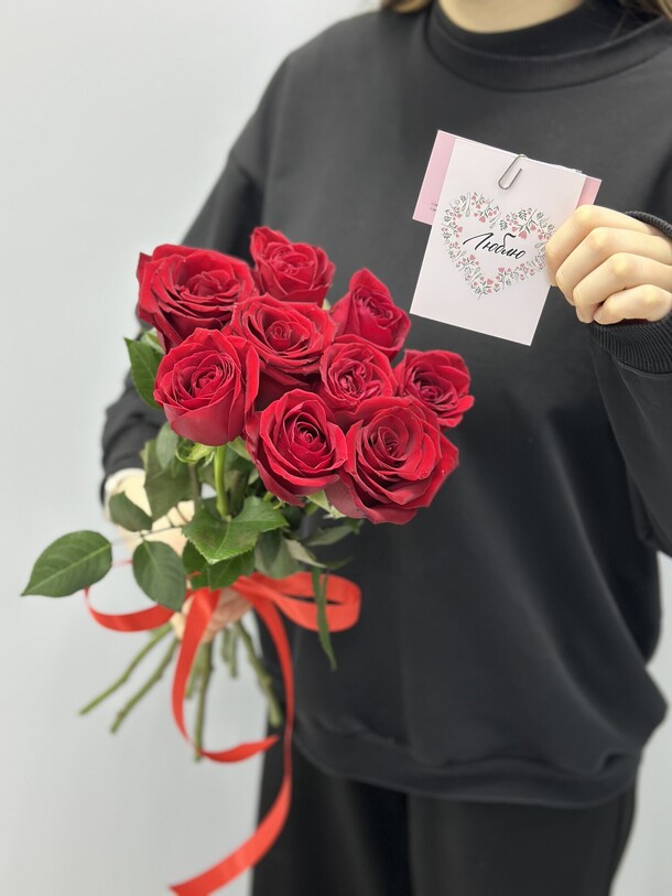 Букет из 9 роз, артикул F1398513 - 4441 рублей, доставка по городу. Flawery - доставка цветов