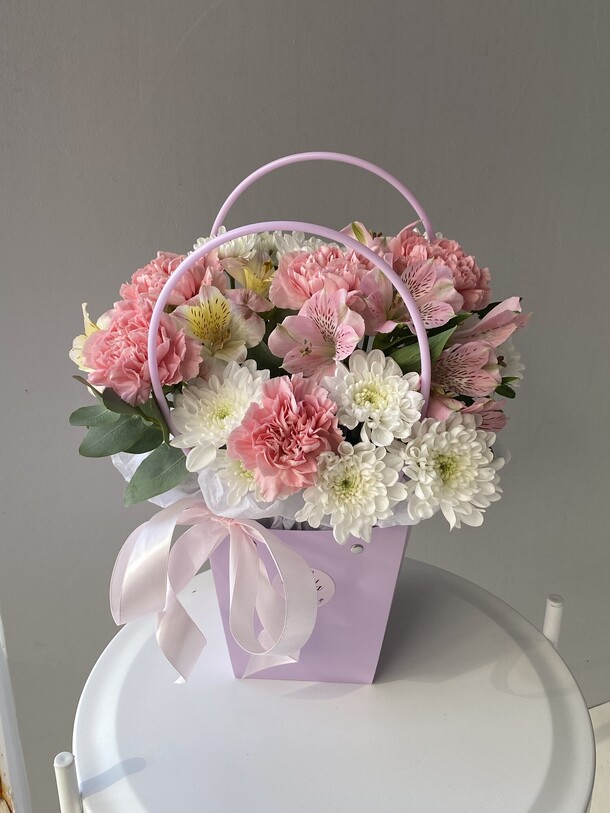 Нежность, артикул F1308644 - 2600 рублей, доставка по городу. Flawery - доставка цветов