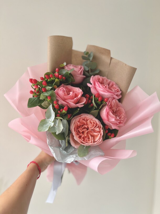 Букет из пионовидной розы, артикул F1208048 - 4992 рублей, доставка по городу. Flawery - доставка цветов