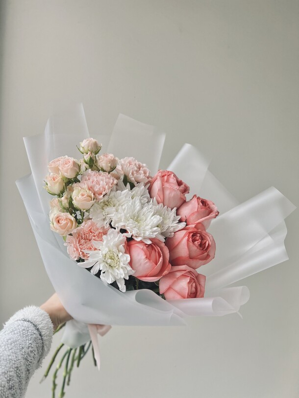 Букет с пионовидной розой, артикул F1242878 - 6057 рублей, доставка по городу. Flawery - доставка цветов