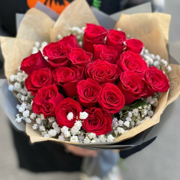 Букет "горячее сердце", артикул F1210182 - 4490 рублей, доставка по городу. Flawery - доставка цветов