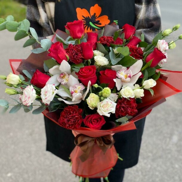 Букет "капучино", артикул F1216849 - 10690 рублей, доставка по городу. Flawery - доставка цветов