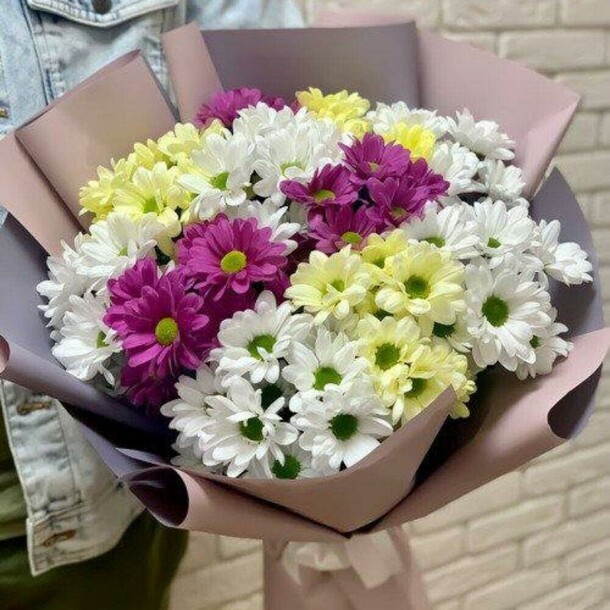 Букет из 11 кустовых хризантем микс, артикул F1219154 - 5390 рублей, доставка по городу. Flawery - доставка цветов