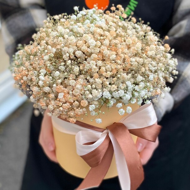 Шляпная коробка №56, артикул F1228204 - 4590 рублей, доставка по городу. Flawery - доставка цветов