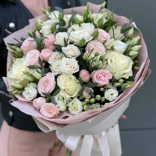 Букет "нежные мотивы", артикул F1233426 - 8390 рублей, доставка по городу. Flawery - доставка цветов