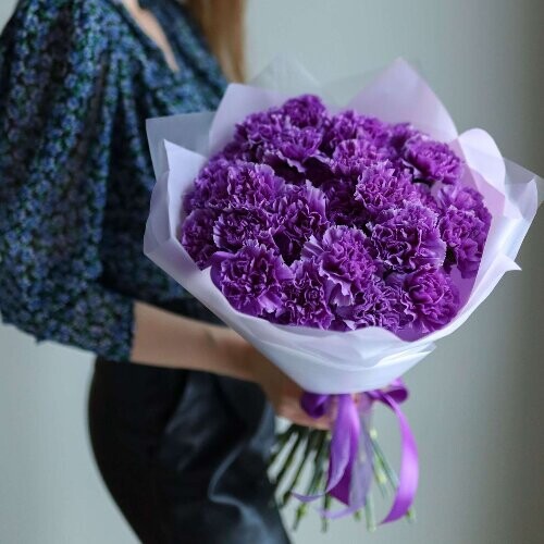 Букет из 35 фиолетовых диантусов, артикул F1243475 - 6490 рублей, доставка по городу. Flawery - доставка цветов
