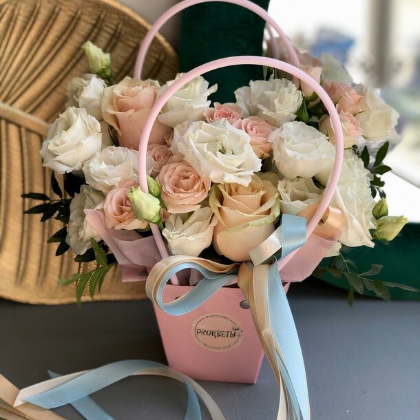 Воздушное облако, артикул F1212516 - 3500 рублей, доставка по городу. Flawery - доставка цветов