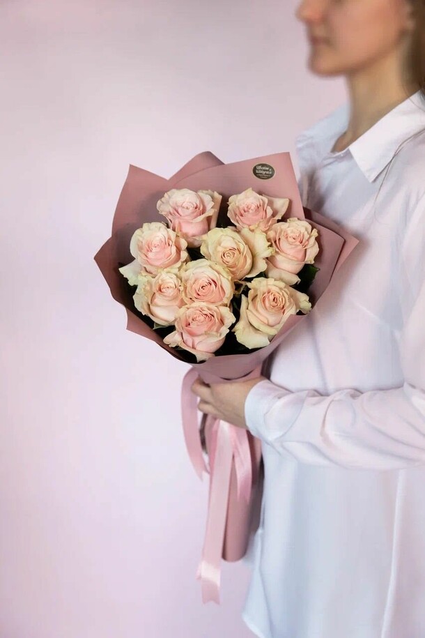 Розы пинк мондиаль 9 шт, артикул F1284616 - 3900 рублей, доставка по городу. Flawery - доставка цветов