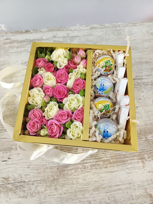 Розы и киндер, артикул F1329028 - 3500 рублей, доставка по городу. Flawery - доставка цветов