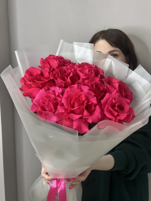 Букет из 7 французских роз, артикул F1221298 - 4500 рублей, доставка по городу. Flawery - доставка цветов