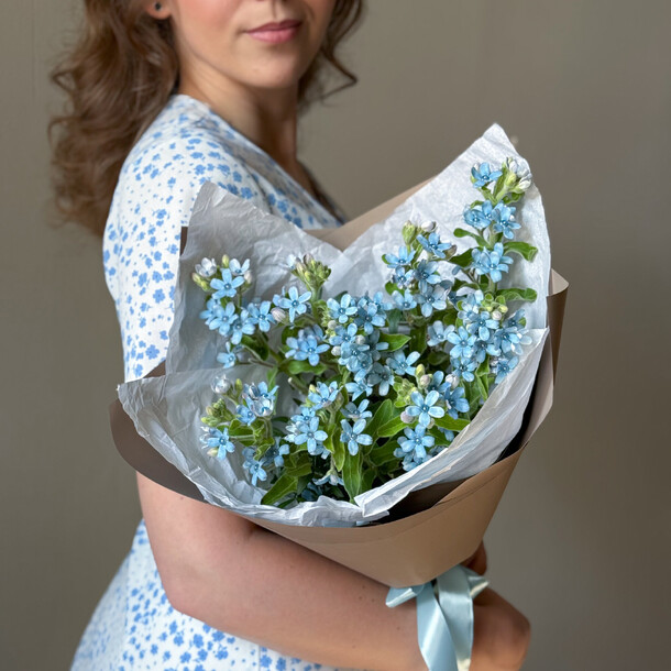 Букет с незабудками. Veresk 462, артикул F1443356 - 7450 рублей, доставка по городу. Flawery - доставка цветов