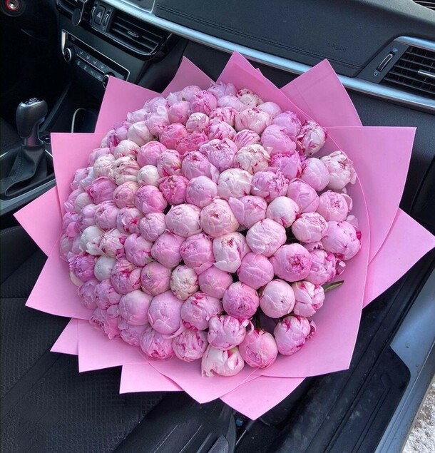 101 розовые пионы, артикул F1141526 - 111271 рублей, доставка по городу. Flawery - доставка цветов