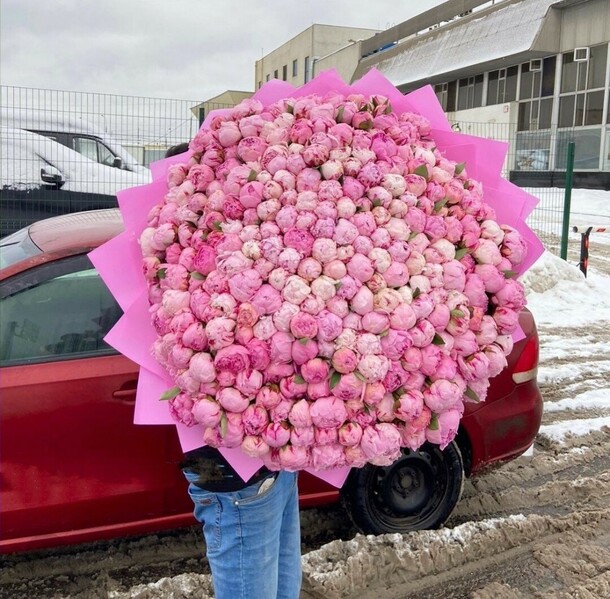 Роскошный пионы, артикул F1141529 - 307461 рублей, доставка по городу. Flawery - доставка цветов