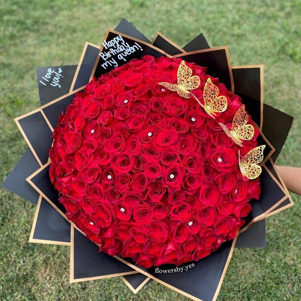 Бабочка, артикул F1157060 - 35430 рублей, доставка по городу. Flawery - доставка цветов