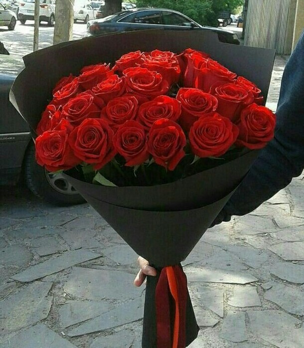 Рубиновое сияние, артикул F11570 - 5599 рублей, доставка по городу. Flawery - доставка цветов