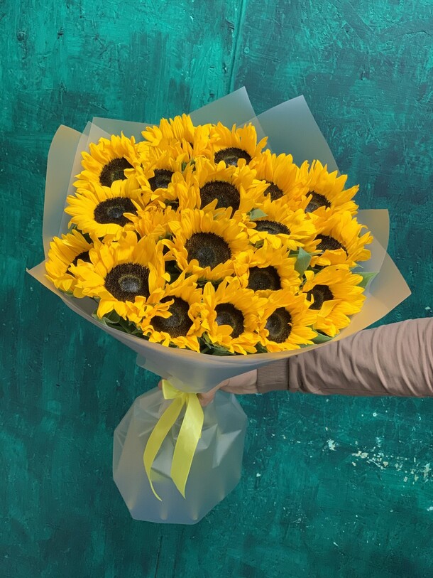 Подсолнух, артикул F1277307 - 12099 рублей, доставка по городу. Flawery - доставка цветов