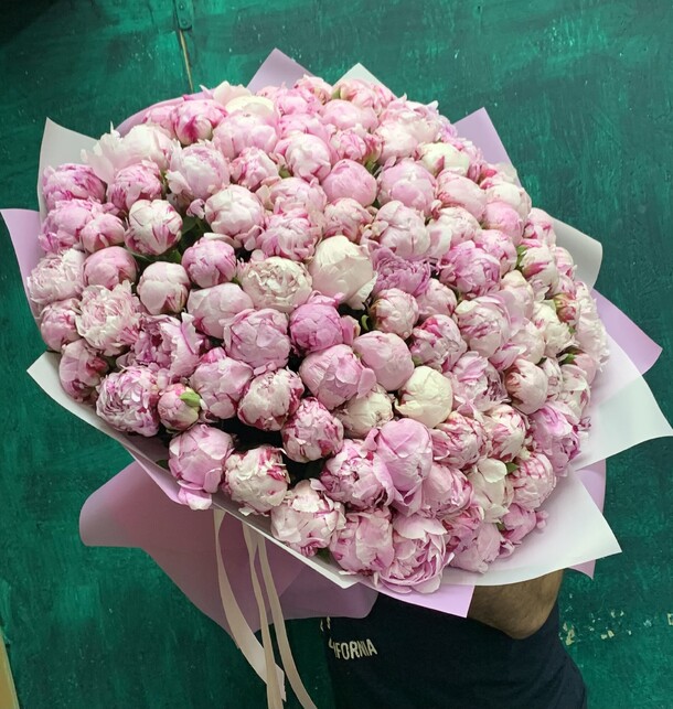 Пионы розовые 101, артикул F1290633 - 106293 рублей, доставка по городу. Flawery - доставка цветов