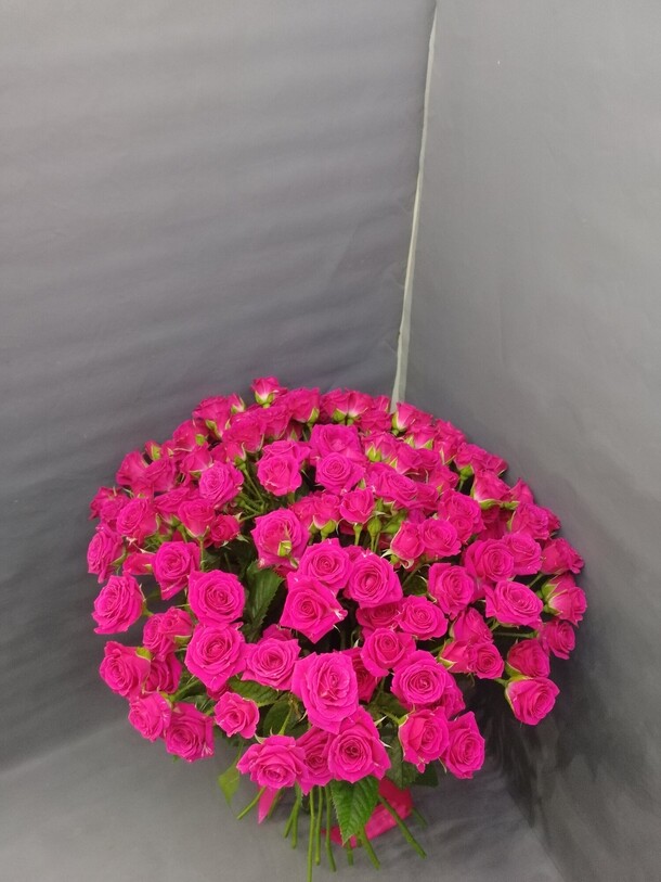 Букет из тюльпанов, артикул F19086 - 12099 рублей, доставка по городу. Flawery - доставка цветов