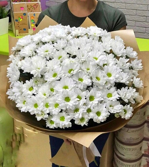 Белый шарик., артикул F20032 - 6656 рублей, доставка по городу. Flawery - доставка цветов