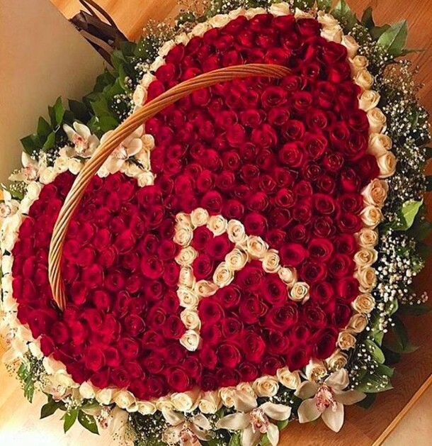 Корзина в форме сердца, артикул F20313 - 100658 рублей, доставка по городу. Flawery - доставка цветов