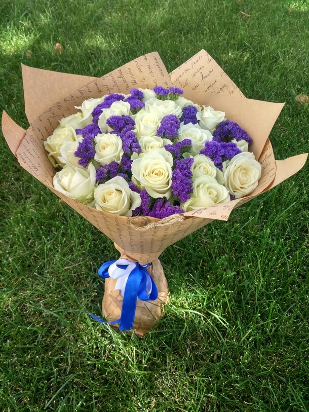 "дыхание августа", артикул F22068 - 7319 рублей, доставка по городу. Flawery - доставка цветов