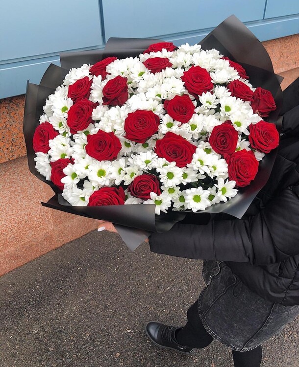 Tango, артикул F25403 - 11127 рублей, доставка по городу. Flawery - доставка цветов