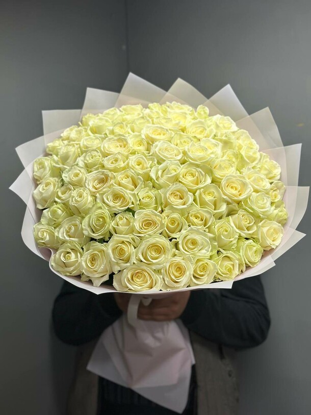 101 белая роза, артикул F1220793 - 17500 рублей, доставка по городу. Flawery - доставка цветов